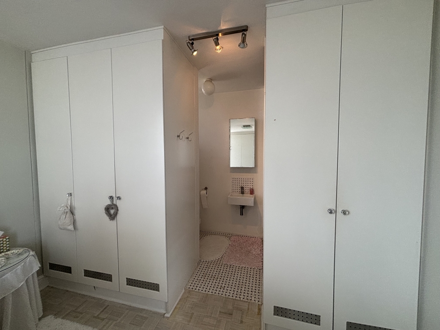 2 Bedroom Property for Sale in Summerstrand Eastern Cape